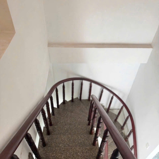 cho thuê nhà hẽm xe hơi đường Huỳnh Tấn Phát