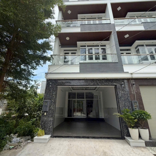 BÁN NHÀ HẼM XE TẢI 2552 HUỲNH TẤN PHÁT NHÀ BÈ